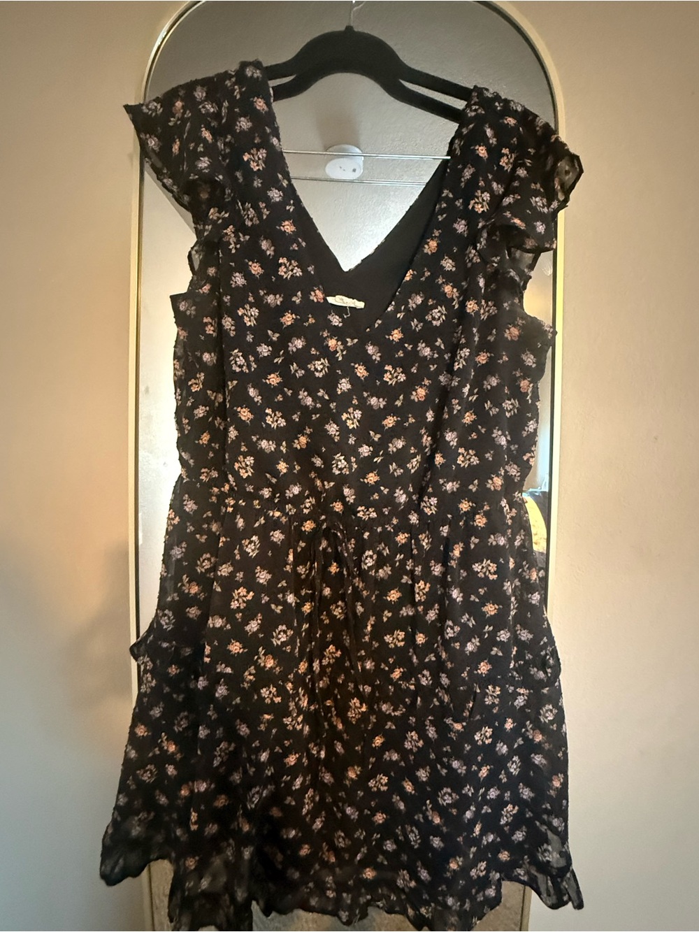 Black Floral V-Neck Ruffle Casual Dress